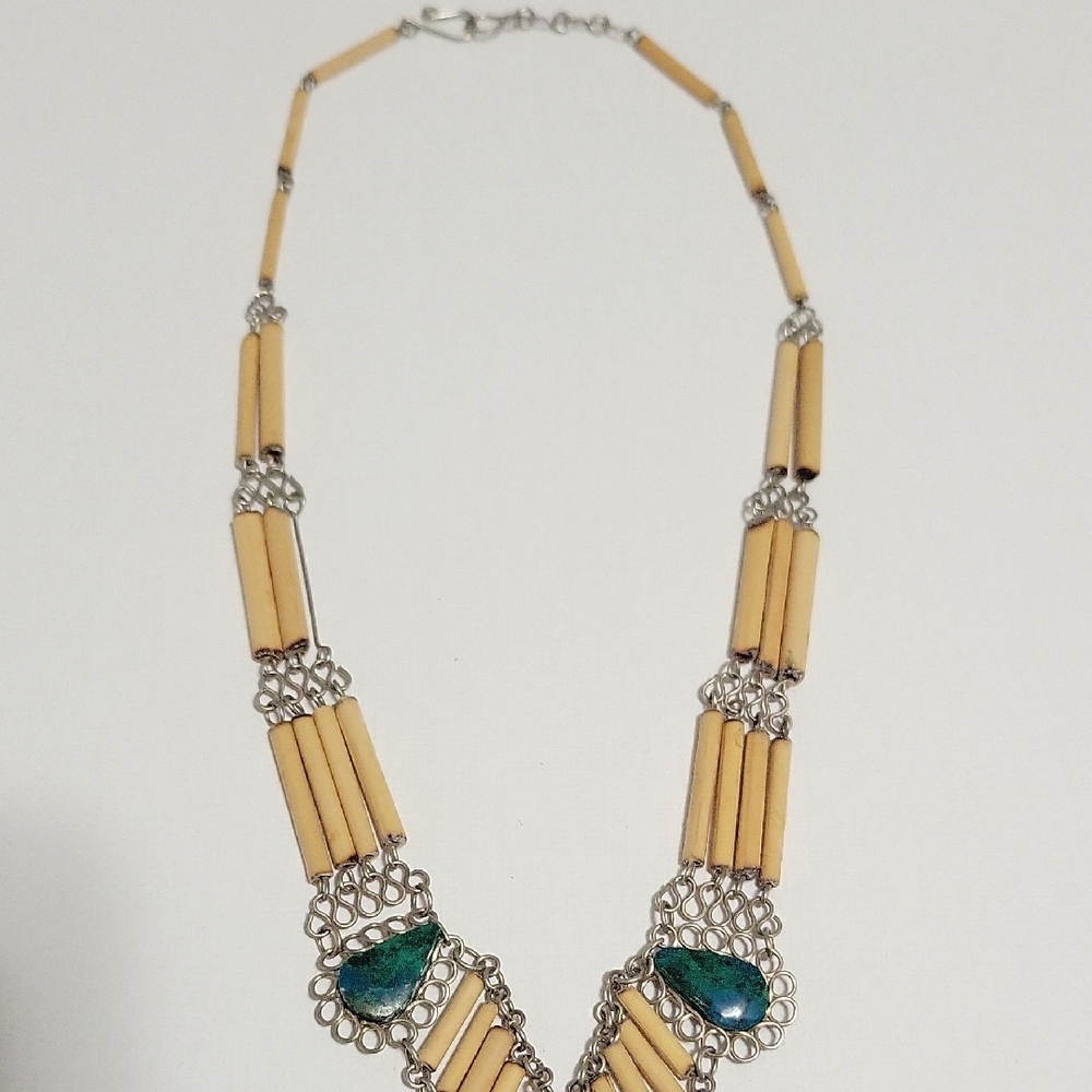 🔵3/$13 Southwestern Necklace - Picture 2 of 4